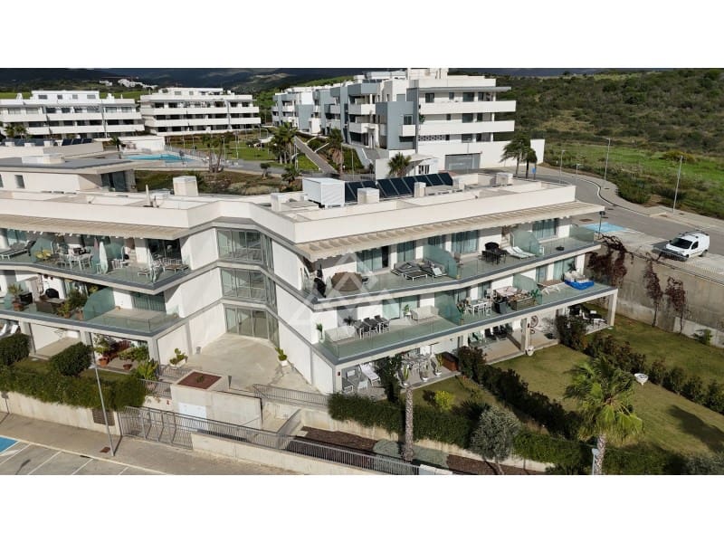 2 soveværelse Penthouse til salg i Estepona - € 399.900 (Ref: 8799742)