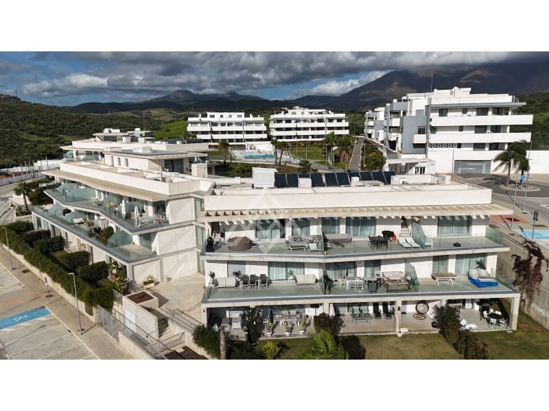 2 soveværelse Penthouse til salg i Estepona - € 399.900 (Ref: 8799742)