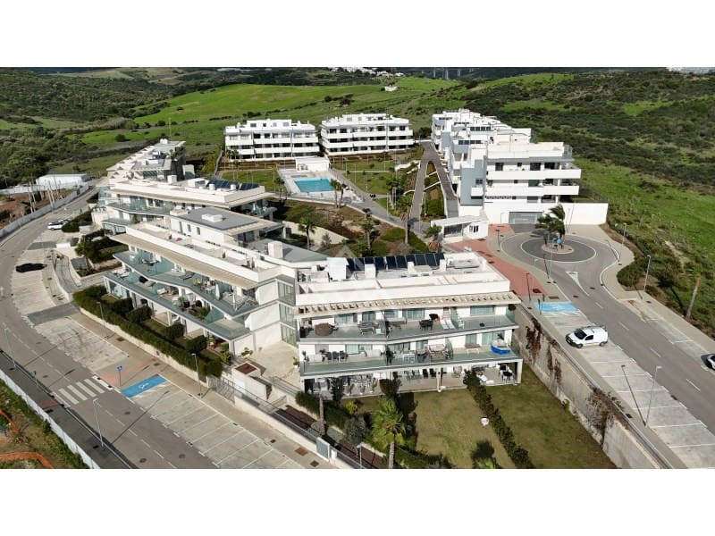 2 soveværelse Penthouse til salg i Estepona - € 399.900 (Ref: 8799742)