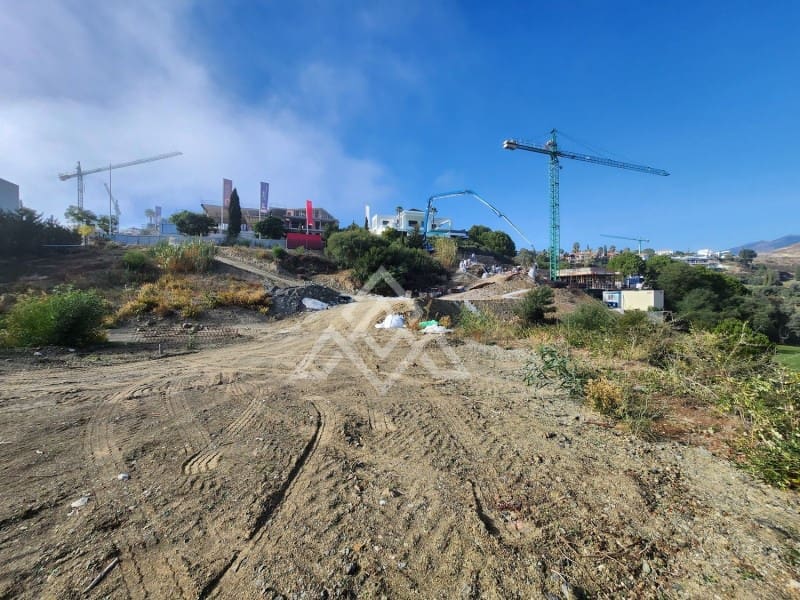 Grunde uden byggetilladelser til salg i Los Flamingos - € 1.850.000 (Ref: 8799746)