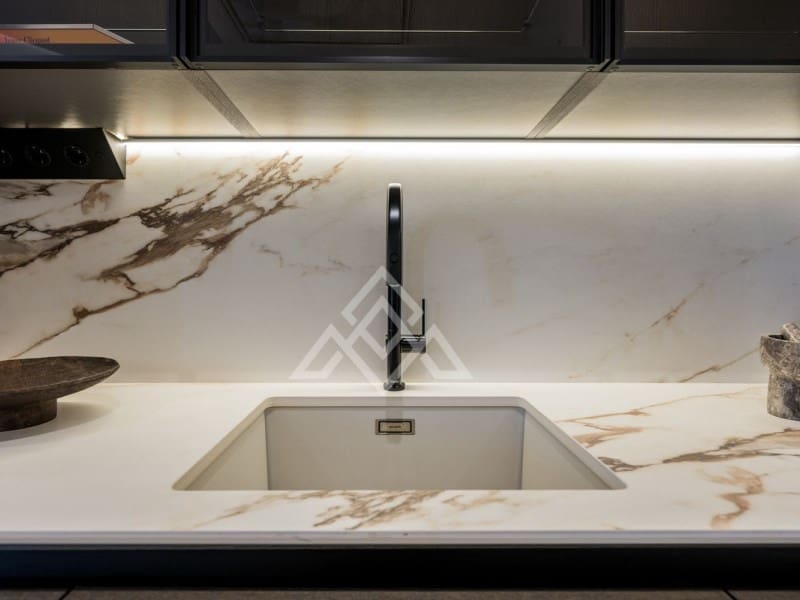 4 soveværelse Penthouse til salg i Marbella med swimmingpool - € 5.350.000 (Ref: 8799754)