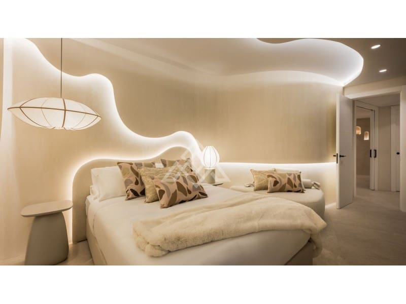 4 soveværelse Penthouse til salg i Marbella med swimmingpool - € 5.350.000 (Ref: 8799754)