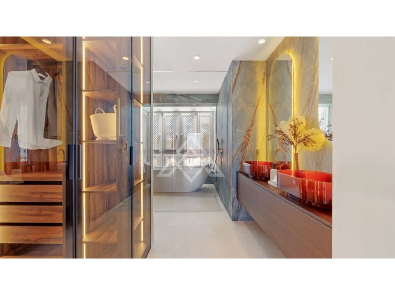 4 soveværelse Penthouse til salg i Marbella med swimmingpool - € 5.350.000 (Ref: 8799754)