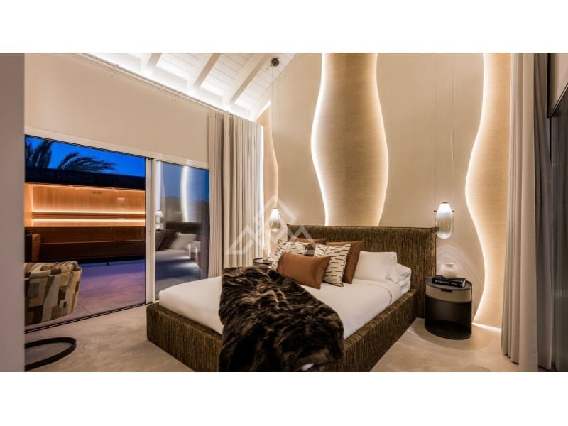 4 soveværelse Penthouse til salg i Marbella med swimmingpool - € 5.350.000 (Ref: 8799754)