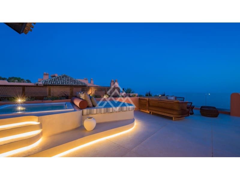 4 soveværelse Penthouse til salg i Marbella med swimmingpool - € 5.350.000 (Ref: 8799754)
