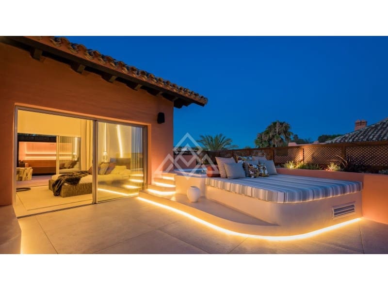 4 soveværelse Penthouse til salg i Marbella med swimmingpool - € 5.350.000 (Ref: 8799754)