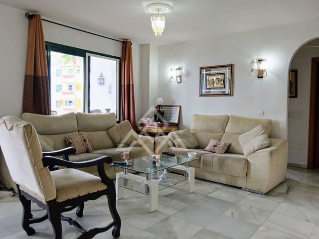 3 soveværelse Lejlighed til salg i Zona Centro Comercial Torrequebrada, Benalmádena - € 420.000 (Ref: 8799758)