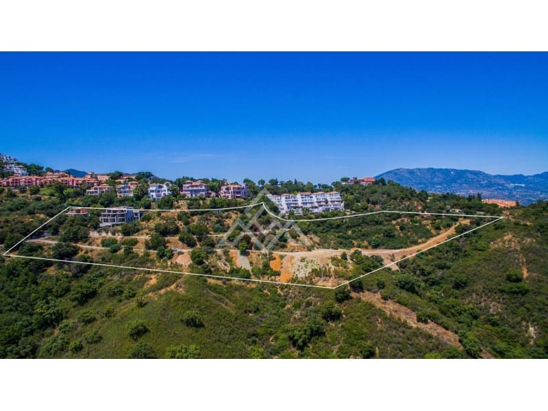 Rakentamaton maa myytävänä paikassa Ojen - 9 000 000 € (Ref: 8799760)