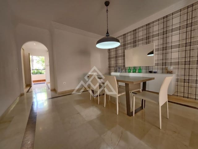 2 Zimmer Apartment zu verkaufen in Aloha Golf, Marbella mit Pool - 400.000 € (Ref: 8799763)