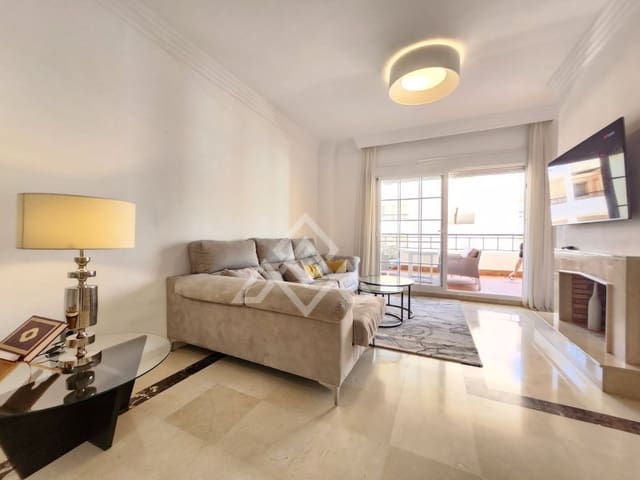 2 Zimmer Apartment zu verkaufen in Aloha Golf, Marbella mit Pool - 400.000 € (Ref: 8799763)