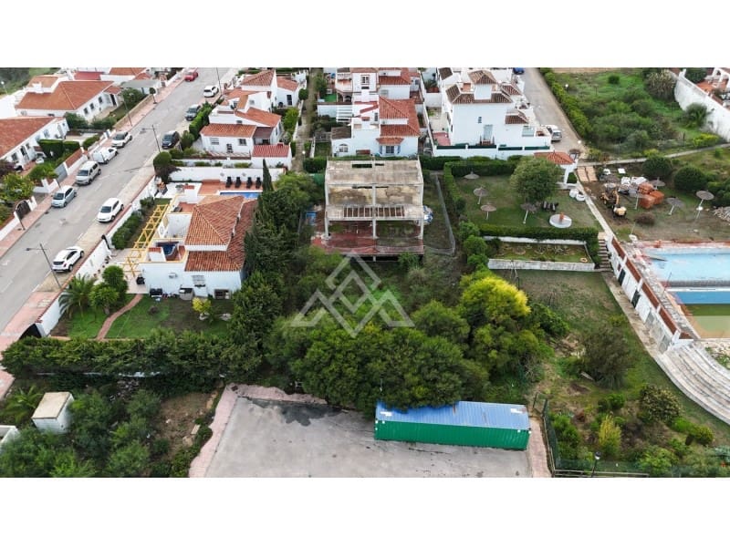 Grunde uden byggetilladelser til salg i Manilva - € 220.000 (Ref: 8799767)