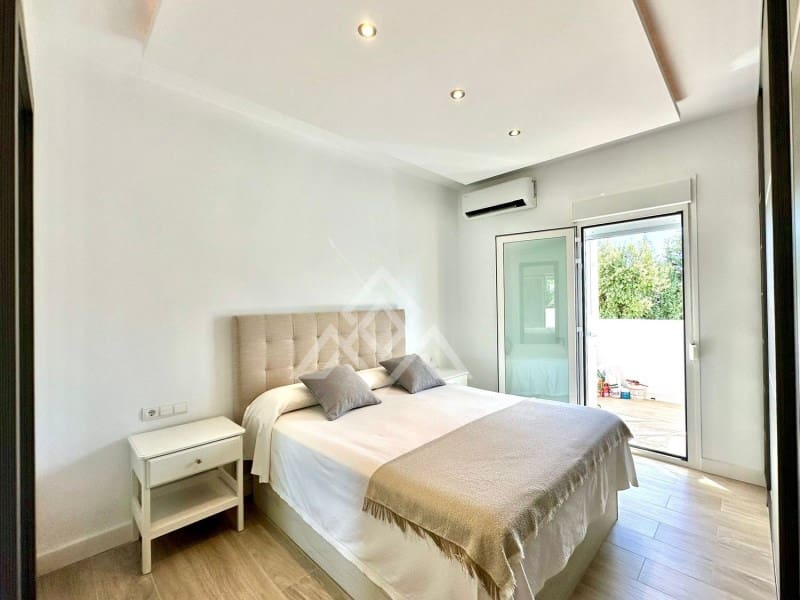 2 makuuhuone Huoneisto myytävänä paikassa Estepona mukana uima-altaan - 425 000 € (Ref: 8799769)