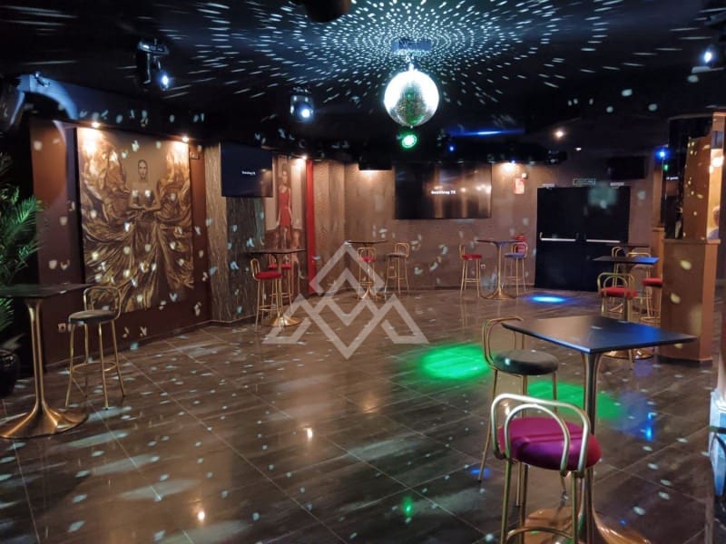 Kommersiell til salgs i Benalmadena - € 720 000 (Ref: 8799770)