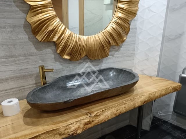 Commercieel te koop in Puerto Marina, Benalmádena - € 720.000 (Ref: 8799770)