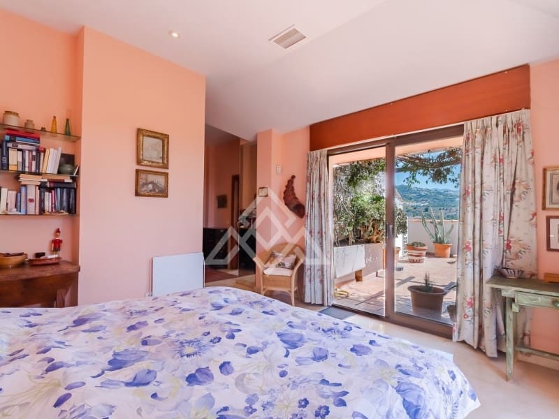 4 chambre Penthouse à vendre à Marbella avec piscine garage - 2 490 000 € (Ref: 8799776)