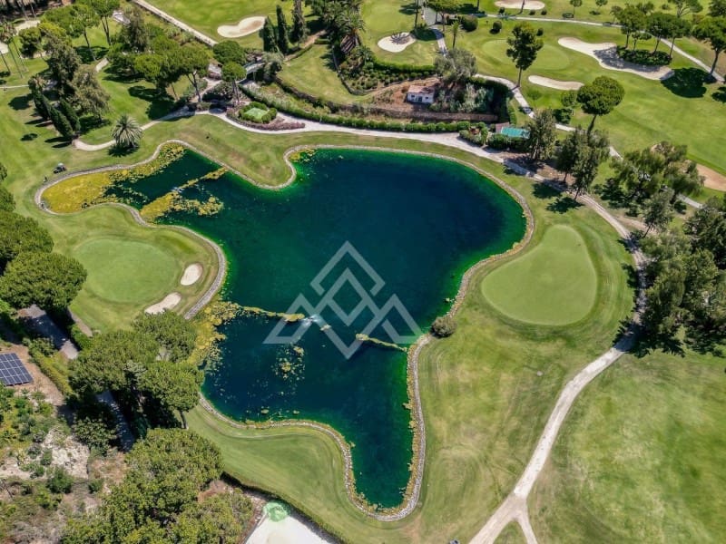 4 chambre Penthouse à vendre à Marbella avec piscine garage - 2 490 000 € (Ref: 8799776)