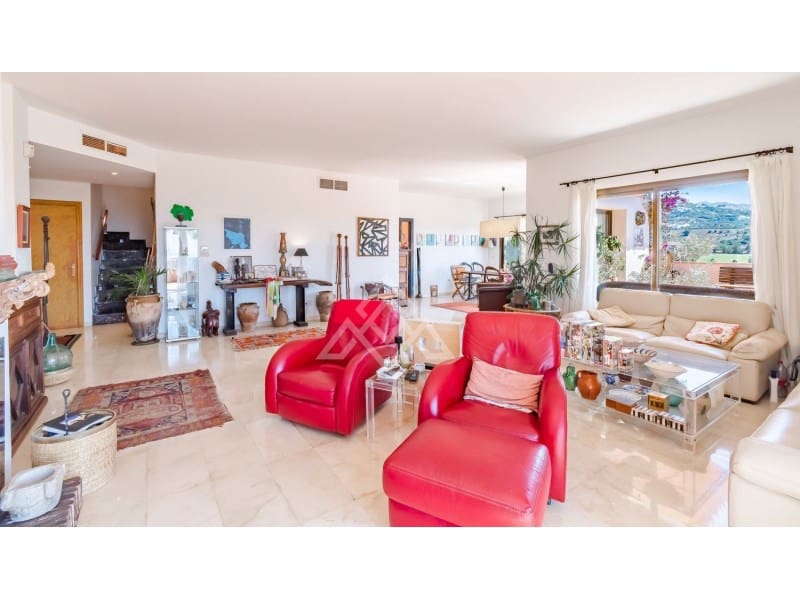 4 chambre Penthouse à vendre à Marbella avec piscine garage - 2 490 000 € (Ref: 8799776)