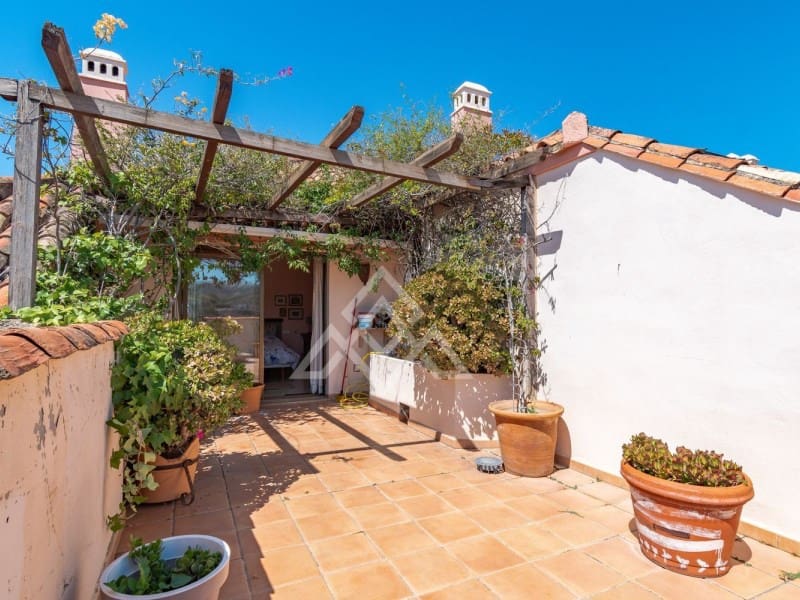 4 chambre Penthouse à vendre à Marbella avec piscine garage - 2 490 000 € (Ref: 8799776)