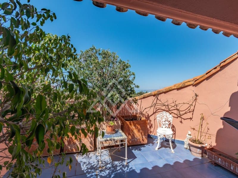 4 chambre Penthouse à vendre à Marbella avec piscine garage - 2 490 000 € (Ref: 8799776)