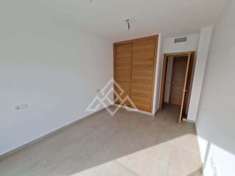 Grunde uden byggetilladelser til salg i Manilva - € 770.000 (Ref: 8799782)