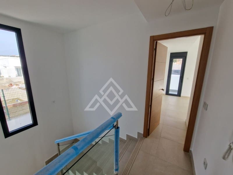 Grunde uden byggetilladelser til salg i Manilva - € 770.000 (Ref: 8799782)