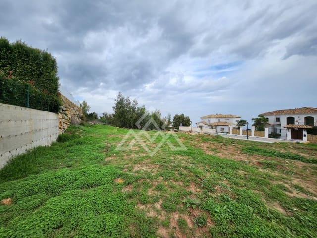 Undeveloped Land for sale in Castillo de la Duquesa, Manilva - € 770,000 (Ref: 8799782)