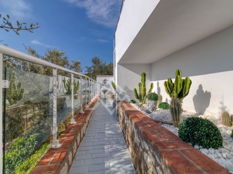 7 sypialnia Willa na sprzedaż w Mijas z garażem - 1 900 000 € (Ref: 8799788)