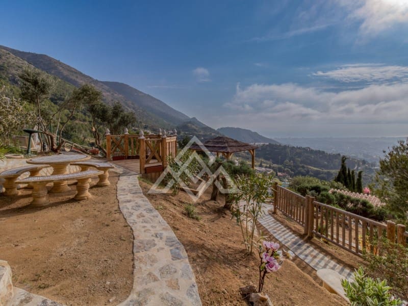 7 sypialnia Willa na sprzedaż w Mijas z garażem - 1 900 000 € (Ref: 8799788)