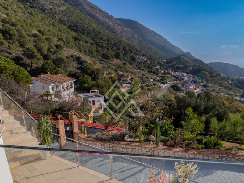 7 sypialnia Willa na sprzedaż w Mijas z garażem - 1 900 000 € (Ref: 8799788)