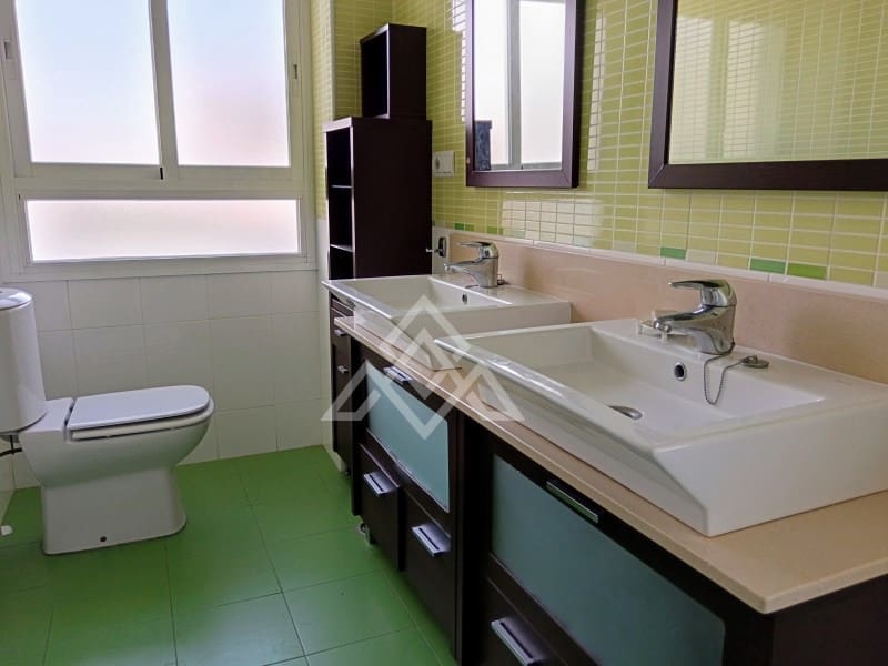 4 soveværelse Lejlighed til salg i Fuengirola med garage - € 699.000 (Ref: 8799790)