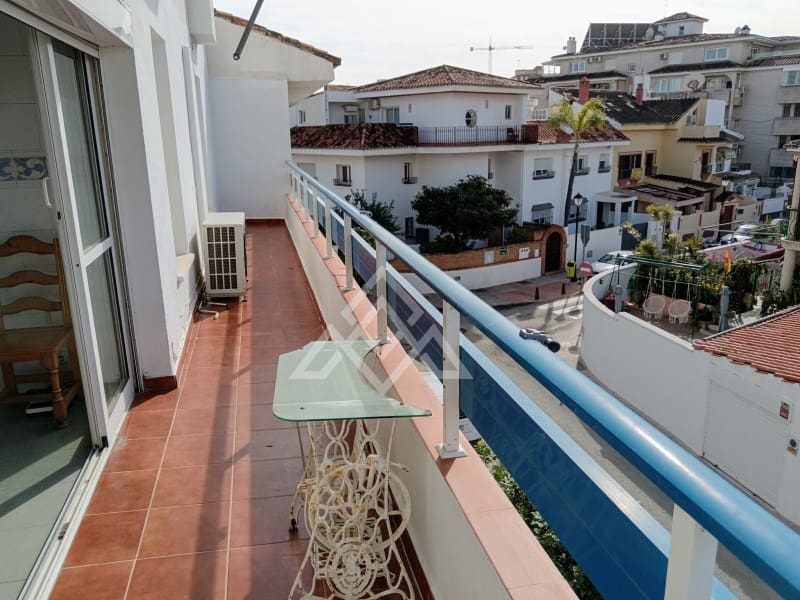 4 soveværelse Lejlighed til salg i Fuengirola med garage - € 699.000 (Ref: 8799790)