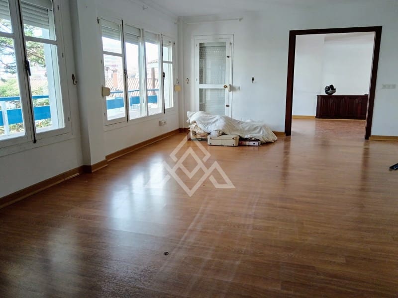 4 soveværelse Lejlighed til salg i Fuengirola med garage - € 699.000 (Ref: 8799790)