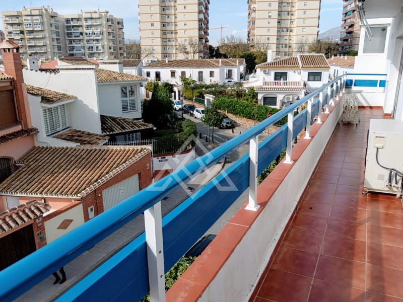 4 soveværelse Lejlighed til salg i Fuengirola med garage - € 699.000 (Ref: 8799790)