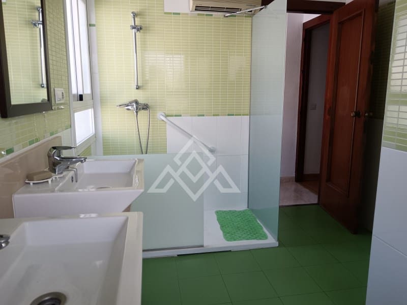 4 soveværelse Lejlighed til salg i Fuengirola med garage - € 699.000 (Ref: 8799790)