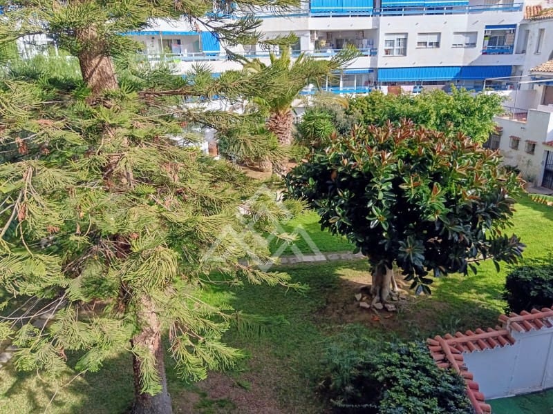 4 soveværelse Lejlighed til salg i Fuengirola med garage - € 699.000 (Ref: 8799790)