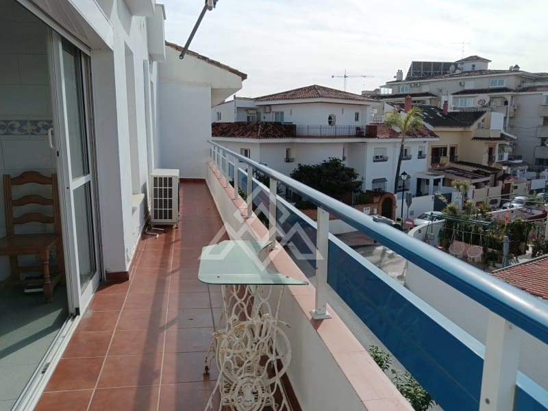 4 soveværelse Lejlighed til salg i Fuengirola med garage - € 699.000 (Ref: 8799790)