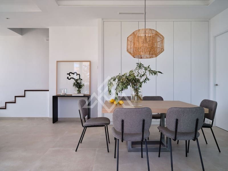 3 soveværelse Villa til salg i Marbella med swimmingpool - € 1.950.000 (Ref: 8799794)