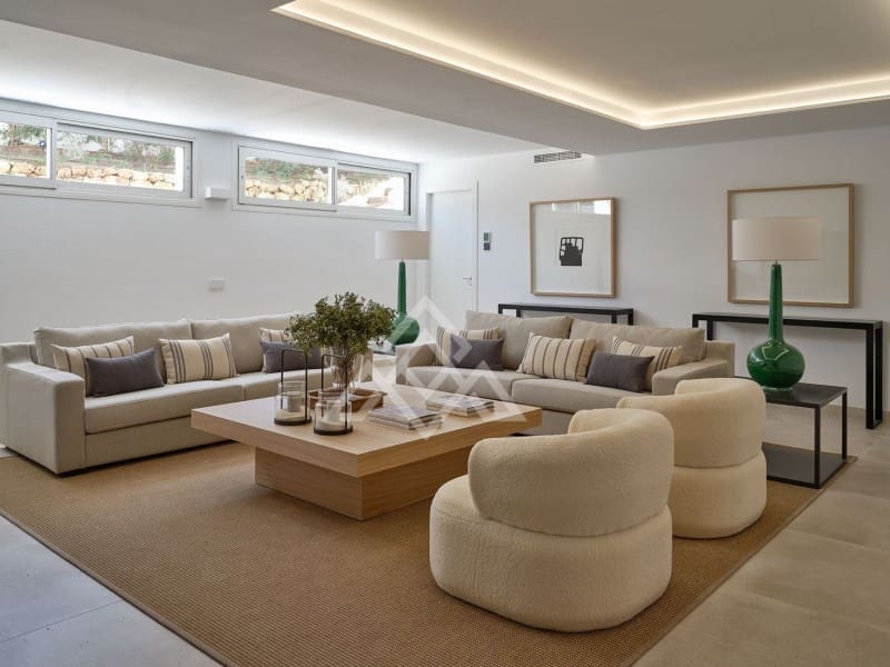 3 soveværelse Villa til salg i Marbella med swimmingpool - € 1.950.000 (Ref: 8799794)