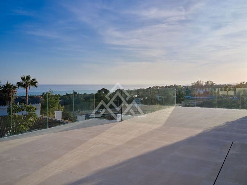 3 soveværelse Villa til salg i Marbella med swimmingpool - € 1.950.000 (Ref: 8799794)