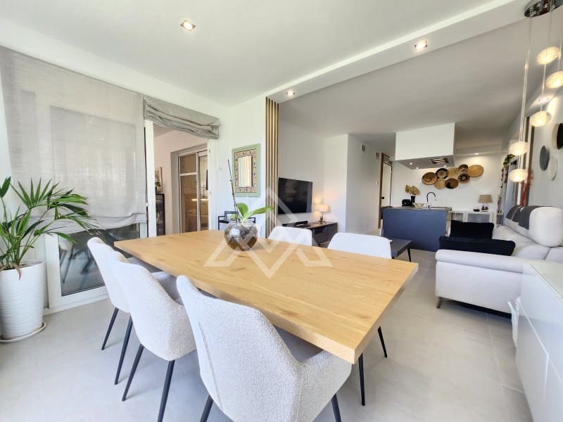 3 sypialnia Apartament na sprzedaż w Riviera del Sol z basenem garażem - 595 000 € (Ref: 8799797)