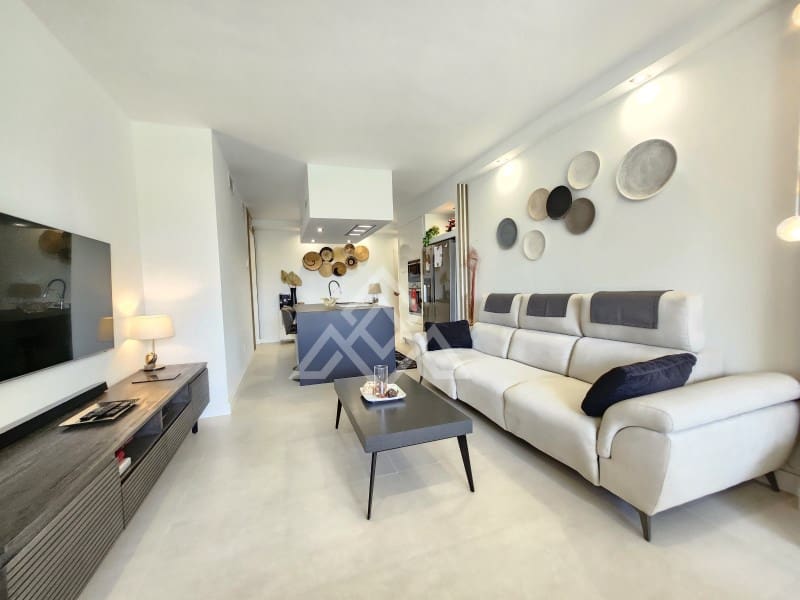 3 sypialnia Apartament na sprzedaż w Riviera del Sol z basenem garażem - 595 000 € (Ref: 8799797)