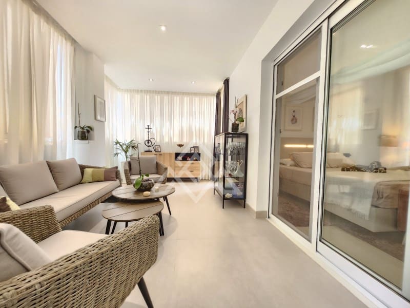 3 sypialnia Apartament na sprzedaż w Riviera del Sol z basenem garażem - 595 000 € (Ref: 8799797)