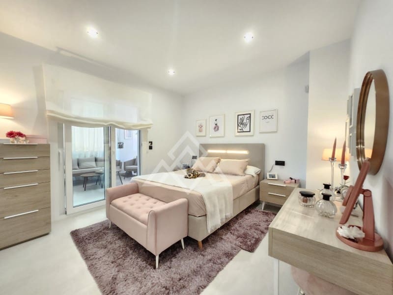 3 sypialnia Apartament na sprzedaż w Riviera del Sol z basenem garażem - 595 000 € (Ref: 8799797)