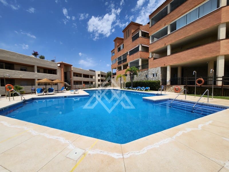 3 sypialnia Apartament na sprzedaż w Riviera del Sol z basenem garażem - 595 000 € (Ref: 8799797)