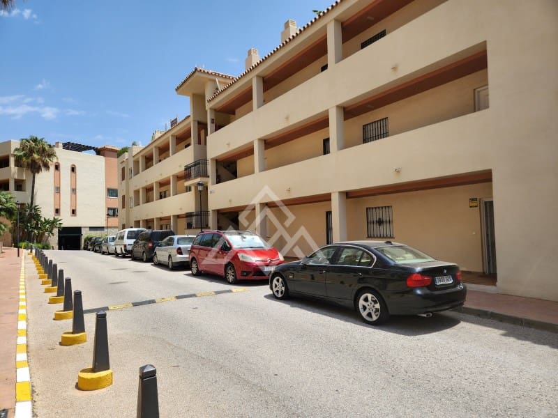 3 sypialnia Apartament na sprzedaż w Riviera del Sol z basenem garażem - 595 000 € (Ref: 8799797)