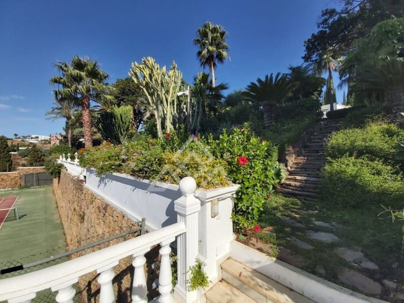 8 soveværelse Villa til salg i Benahavis med swimmingpool - € 7.950.000 (Ref: 8799798)