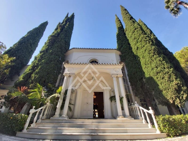 8 soveværelse Villa til salg i Benahavis med swimmingpool - € 7.950.000 (Ref: 8799798)