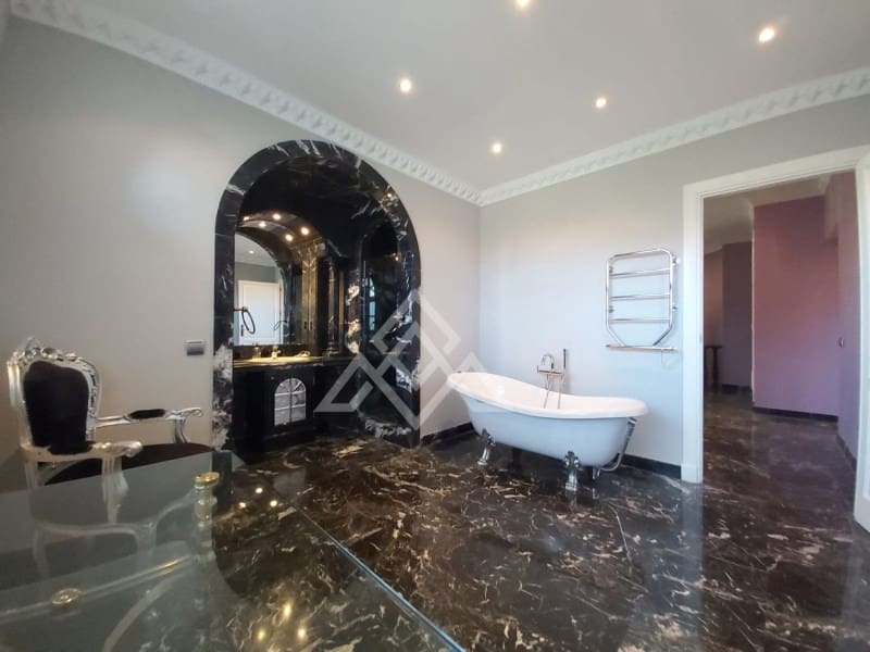 8 soveværelse Villa til salg i Benahavis med swimmingpool - € 7.950.000 (Ref: 8799798)