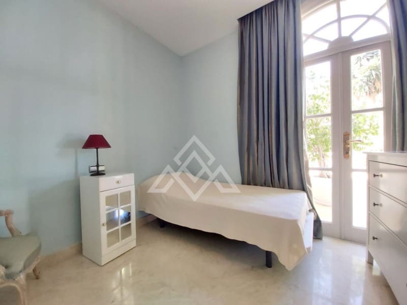 8 soveværelse Villa til salg i Benahavis med swimmingpool - € 7.950.000 (Ref: 8799798)