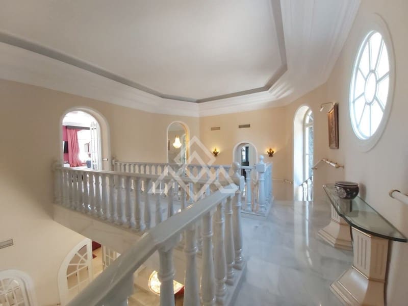 8 soveværelse Villa til salg i Benahavis med swimmingpool - € 7.950.000 (Ref: 8799798)